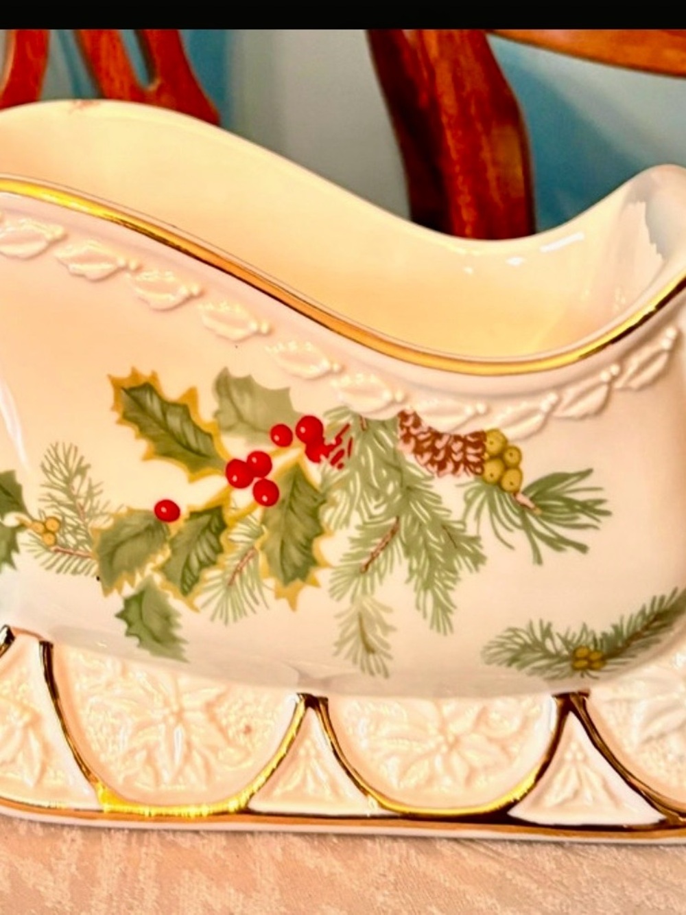 Mikasa “Holiday Bloom” Pattern Holly Pine Poinsettias Porcelain Serving Sleigh
